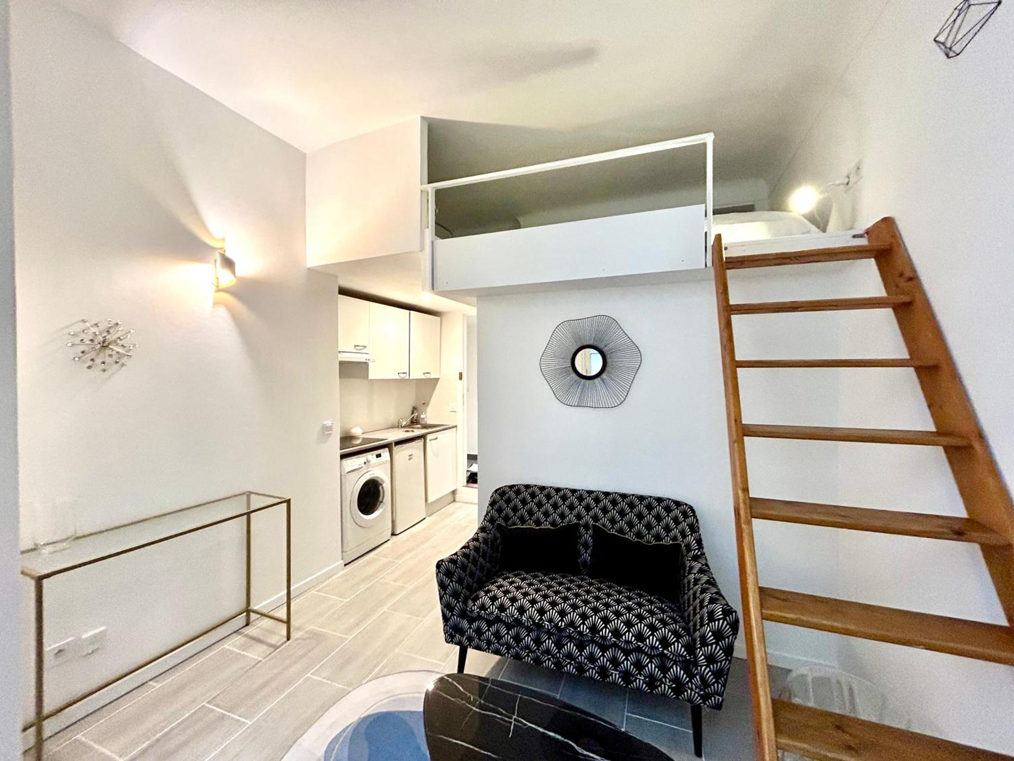 City Center Studio Νίκαια Εξωτερικό φωτογραφία